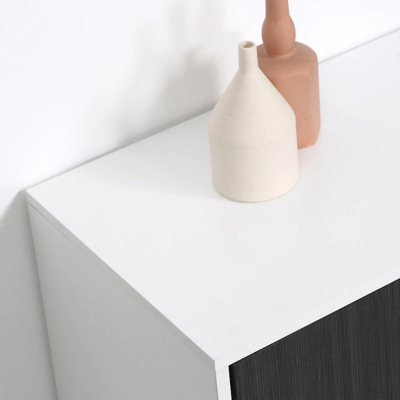 Bahut de rangement gris à 2 portes avec étagère réglable, montage par 1 personne